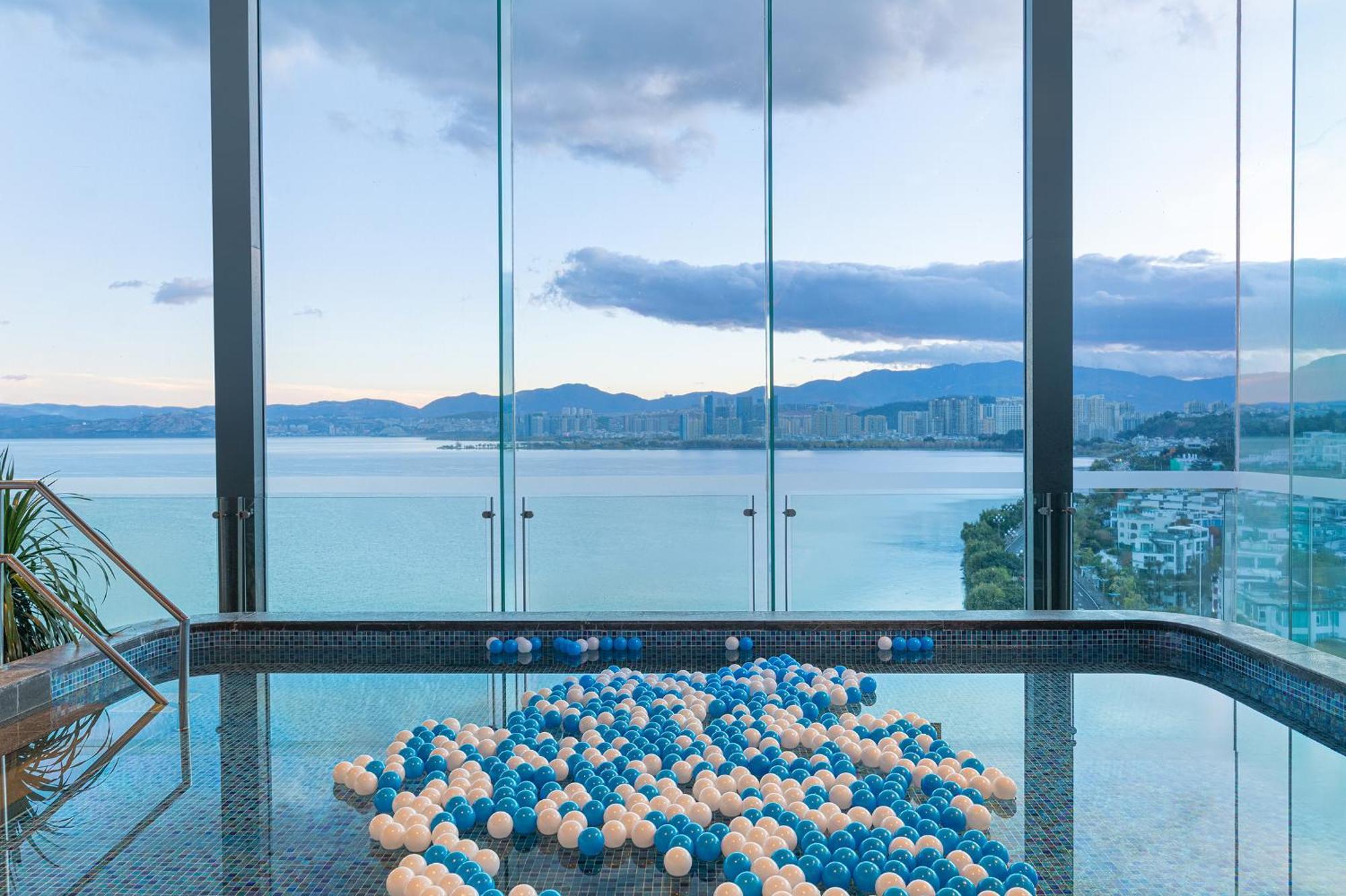 Hotel Indigo Dali Erhai By Ihg Exteriör bild